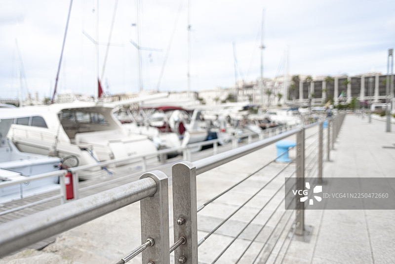 意大利，撒丁岛，卡利亚里，游艇码头图片素材