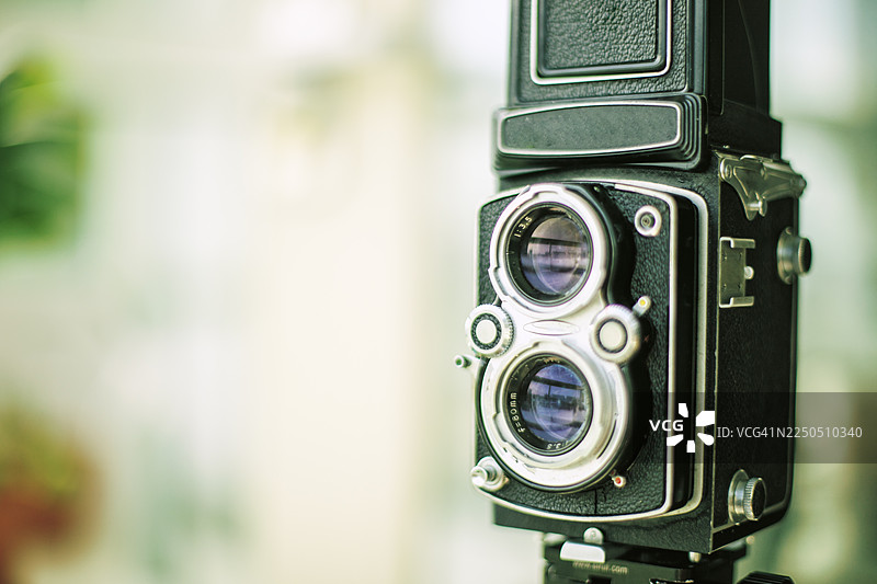 老式双镜头反光相机图片素材