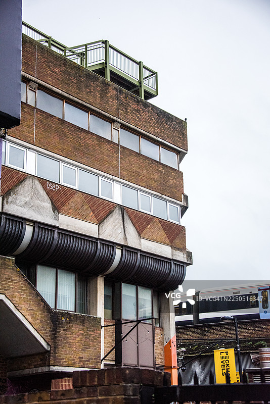 伦敦佩卡姆，佩卡姆高地停车场图片素材