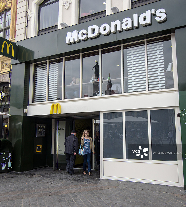 法国里尔麦当劳餐厅，2012年6月2日图片素材
