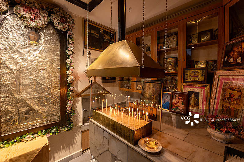 圣凯瑟琳哈吉亚斯马——莫达一处隐藏的虔诚之井图片素材