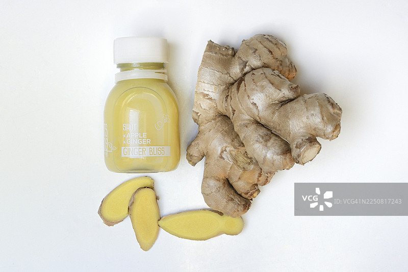 姜，姜根和姜汁图片素材