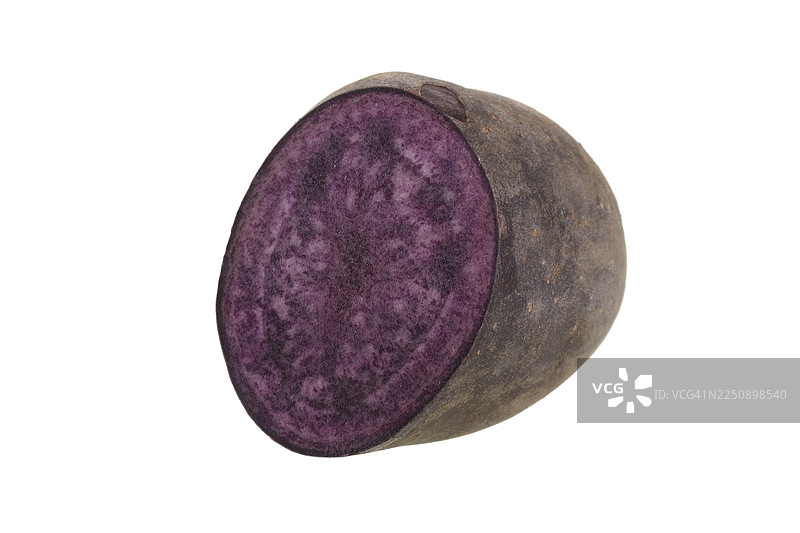 土豆，紫罗兰品种，对半切开图片素材