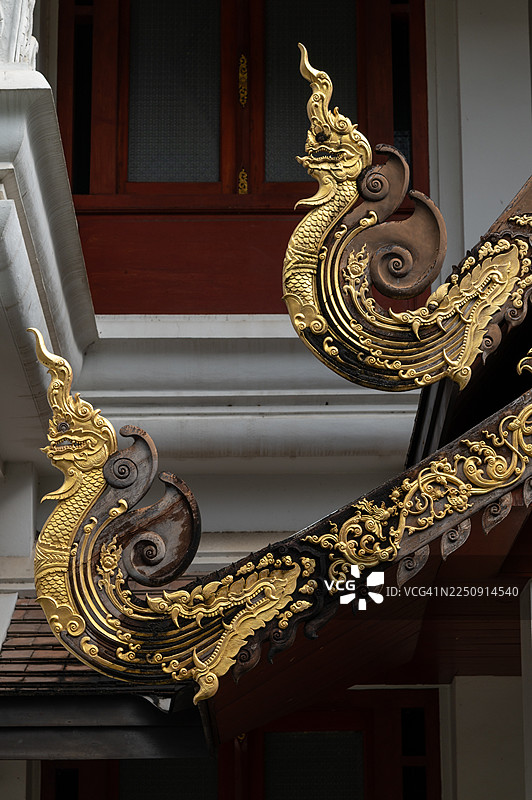 清迈曼寺的纳迦雕塑图片素材