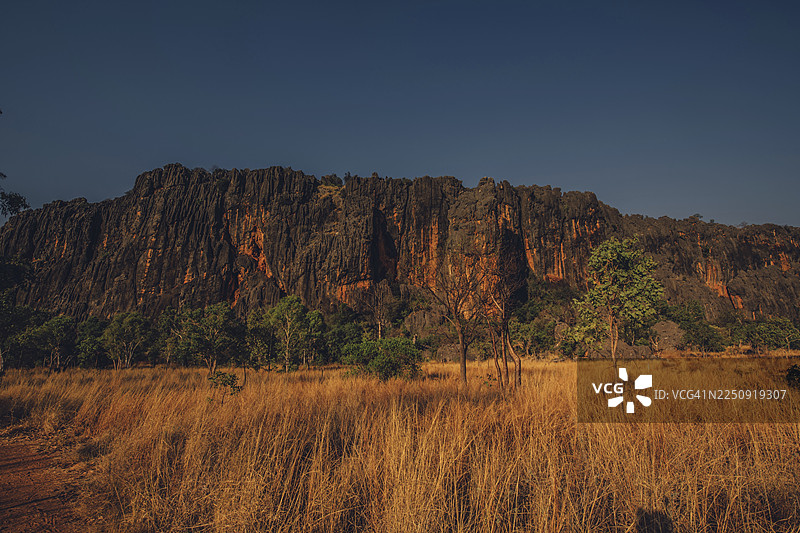 澳大利亚温贾纳峡谷国家公园内陆地区，光线营造的特殊氛围图片素材