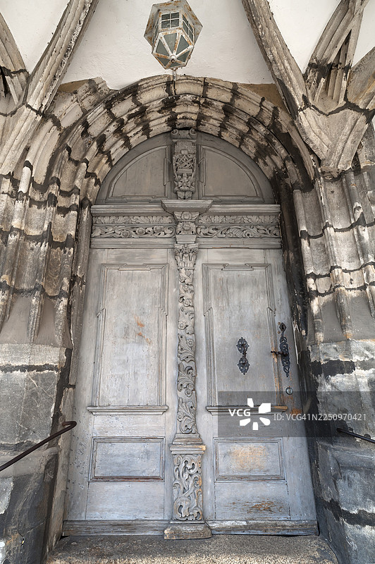 侧门入口，圣彼得教堂，15世纪，格尔利茨，上卢萨蒂亚，萨克森，德国图片素材