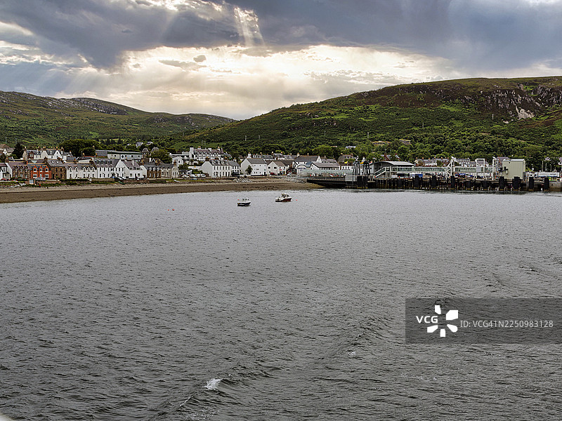 苏格兰高地罗斯和克罗马蒂郡乌拉普尔村，洛赫布鲁姆湖景图片素材