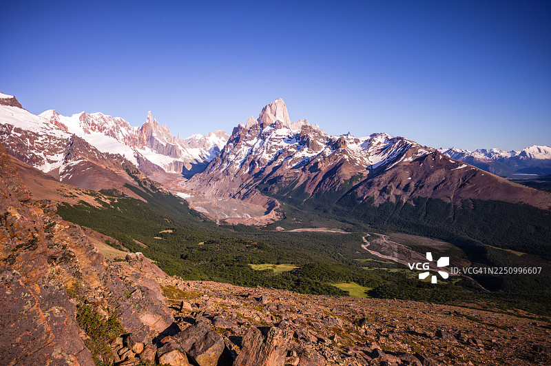 塞罗托雷山谷图片素材