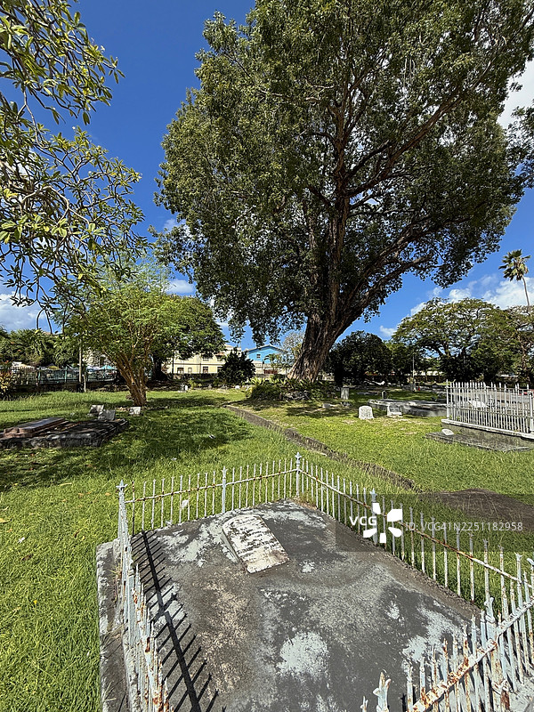 圣玛丽圣公会教堂墓地图片素材