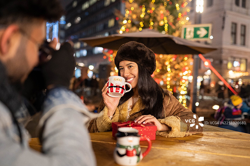 布达佩斯圣诞市场图片素材
