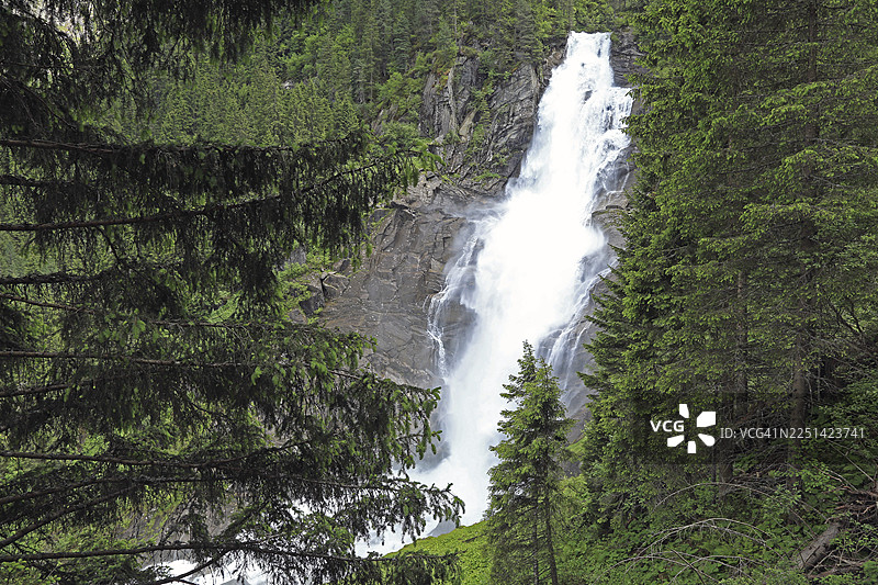 克里姆尔瀑布，克里姆尔阿亨塔尔谷，霍赫陶恩国家公园，克里姆尔，皮茨高，奥地利图片素材