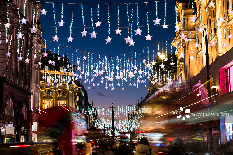 圣诞灯饰，牛津街夜景，伦敦，英国图片素材