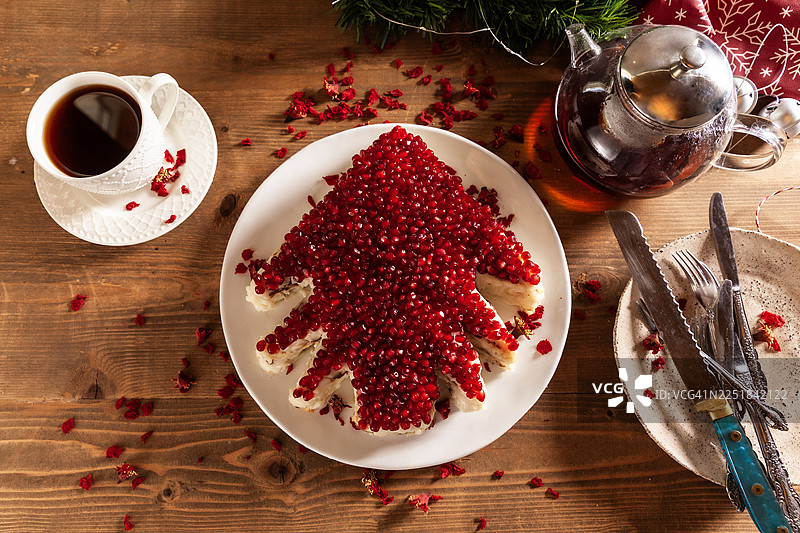 圣诞石榴蛋糕图片素材