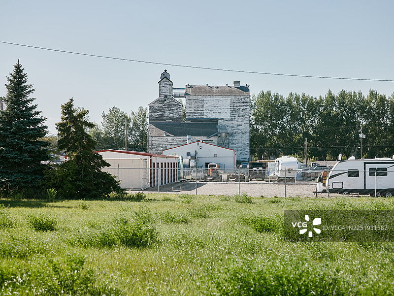 粮仓和工业区图片素材