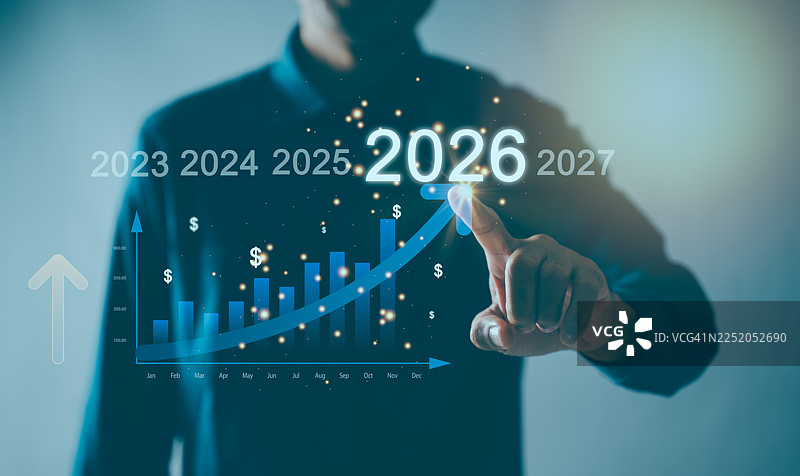 商业增长 2026 分析 商人概念 展示专业人士规划未来战略，包括数字营销数据、利润预测和股市趋势，以推动创新和长期成功图片素材