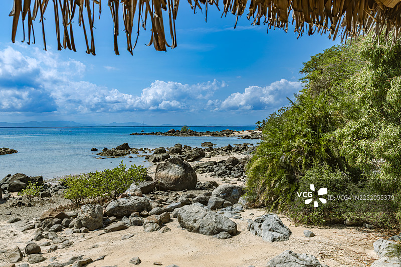 马达加斯加诺西孔巴岛的海滩图片素材