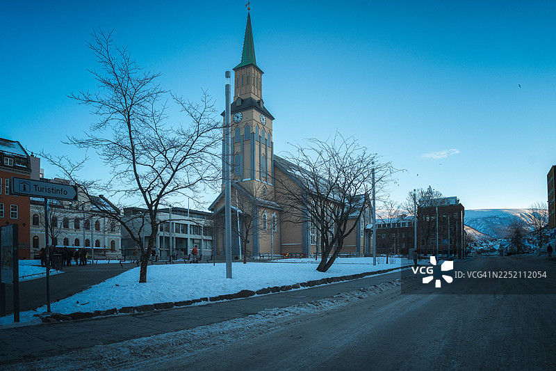 挪威特罗姆瑟市中心特罗姆瑟大教堂周边区域图片素材
