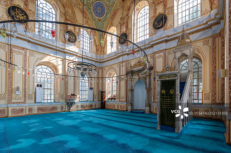 光、线条与宁静图片素材