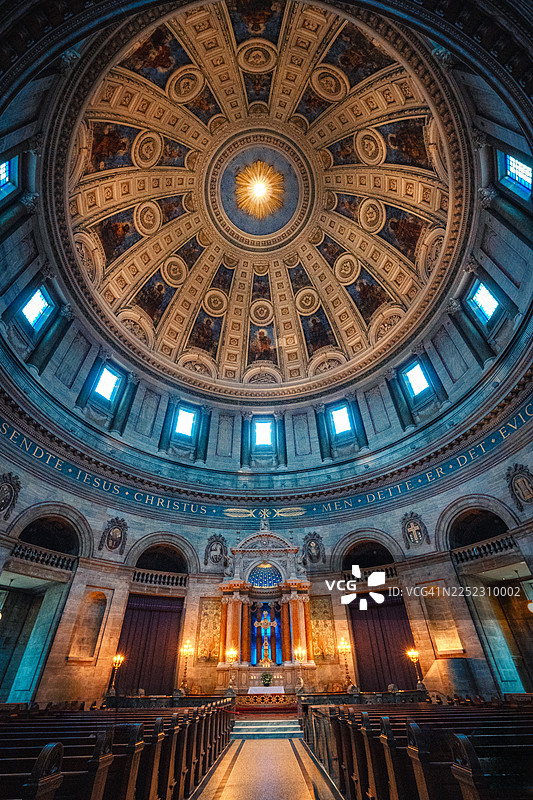 哥本哈根的腓特烈教堂（大理石教堂）内部图片素材