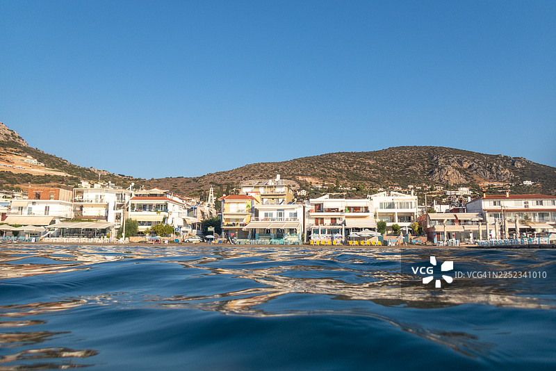 蓝色的海滨希腊小镇图片素材