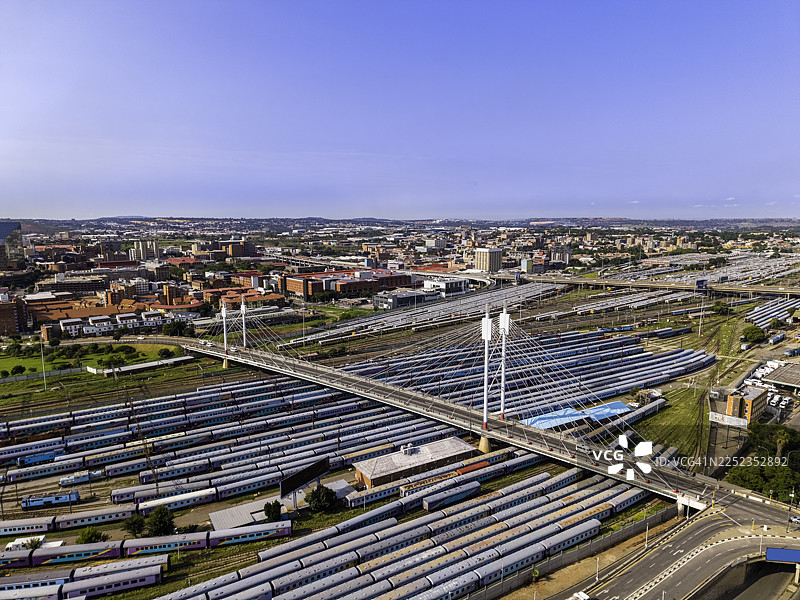 位于布拉姆方丹的纳尔逊·曼德拉桥图片素材