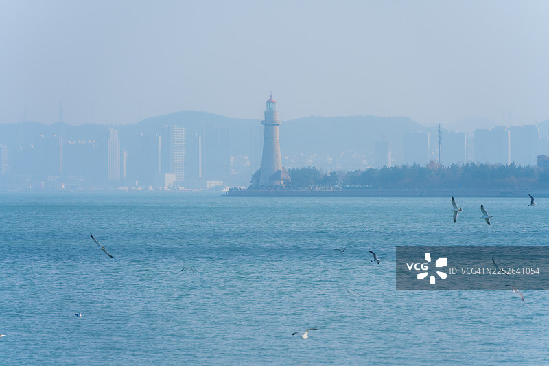 海边的灯塔图片素材