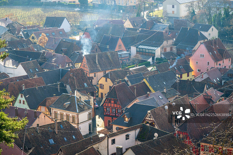 法国里博维莱房屋的航拍图图片素材