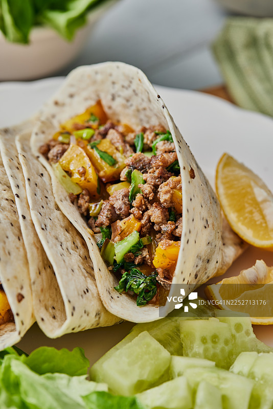 墨西哥卷饼街头小吃图片素材