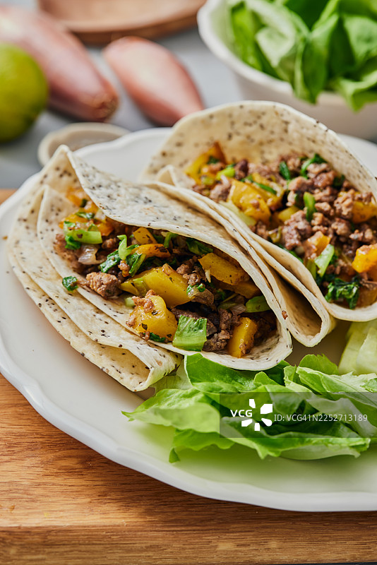 墨西哥卷饼街头小吃图片素材