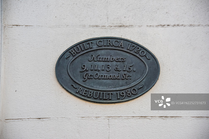 伦敦大学学院重建纪念牌匾图片素材