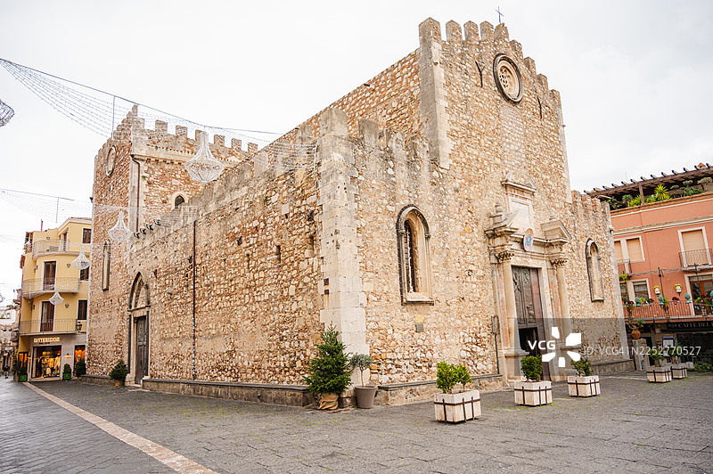 陶尔米纳大教堂，圣尼科洛大教堂和巴洛克喷泉图片素材