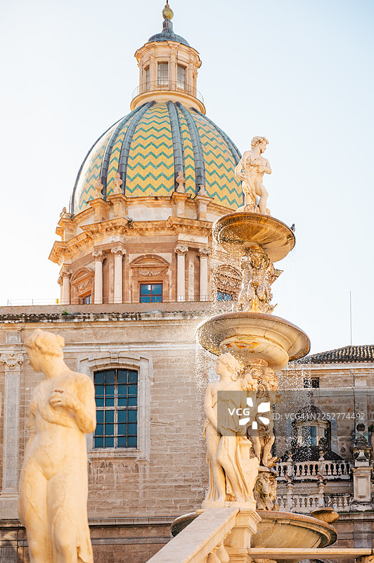 巴勒莫的普雷托利亚喷泉（耻辱喷泉）在西西里岛图片素材