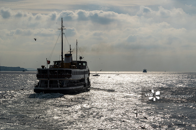 紧随其后图片素材