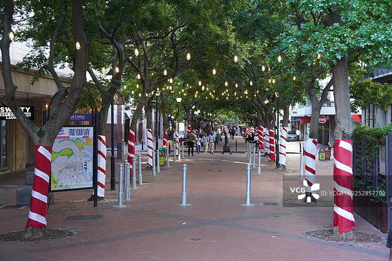 圣乔治购物廊，圣诞装饰，开普敦，南非图片素材