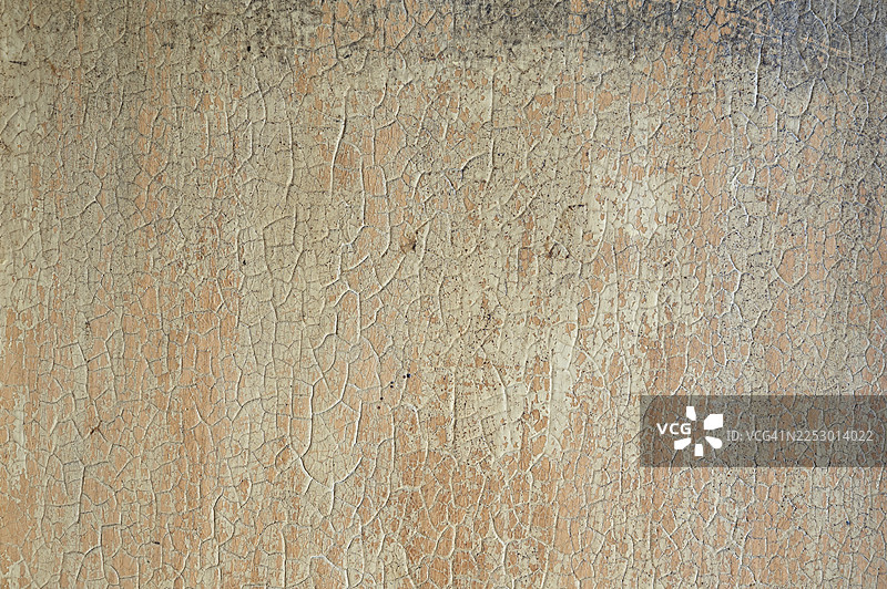 老墙的油漆正在剥落。图片素材