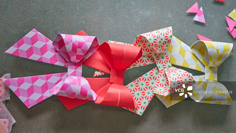 适合夏季活动造型的各式花纹领结图片素材