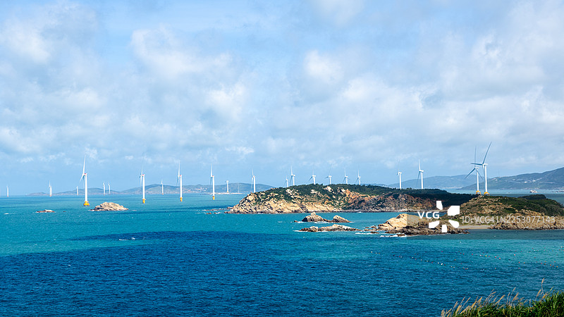 岸边的风车图片素材