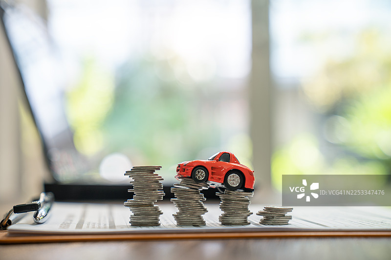保险概念，汽车贷款和汽车保险概念。图片素材