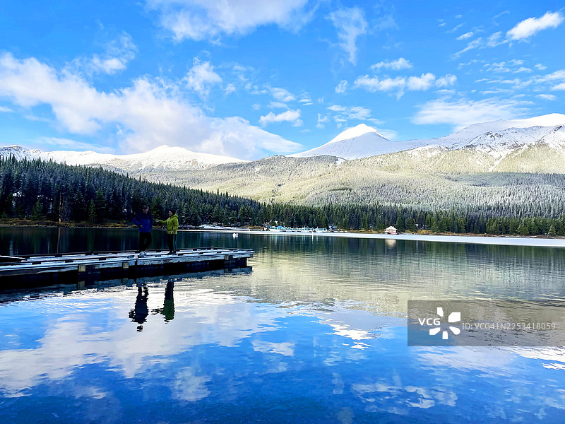 加拿大玛琳湖图片素材