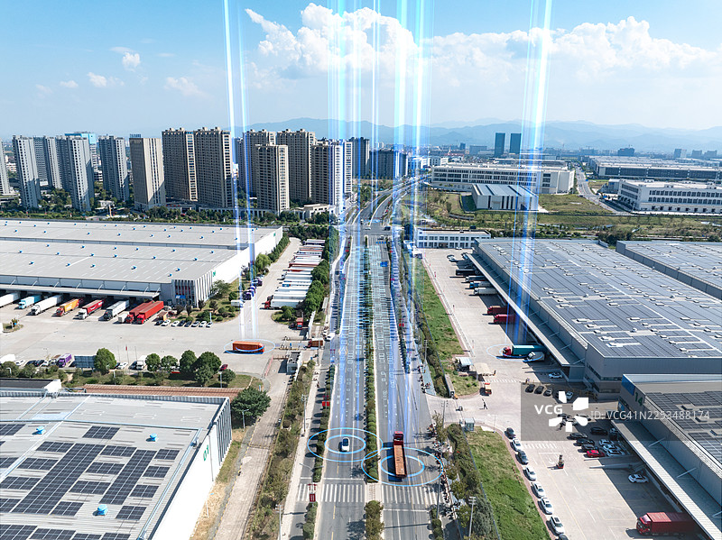 智慧物流利用人工智能概念追踪工业园区内的车辆图片素材