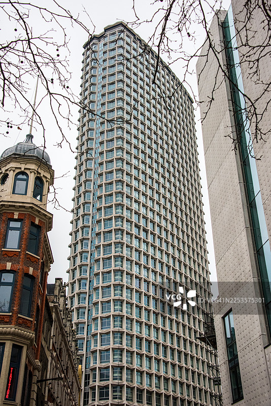 圣吉尔斯高街望向中央点大厦图片素材