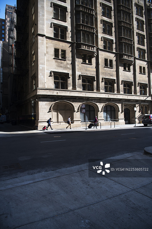 芝加哥市中心街道上的人们图片素材