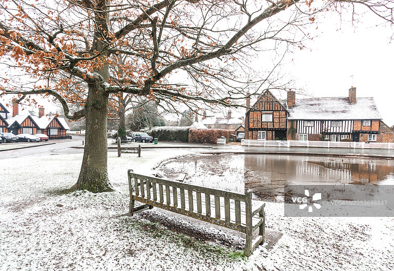 冬日里的奥尔德伯里图片素材