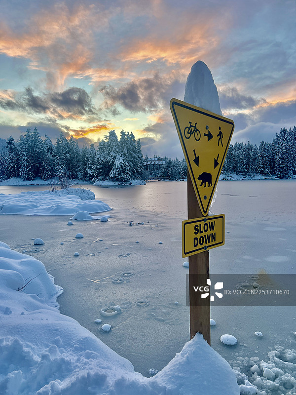 惠斯勒山谷步道图片素材