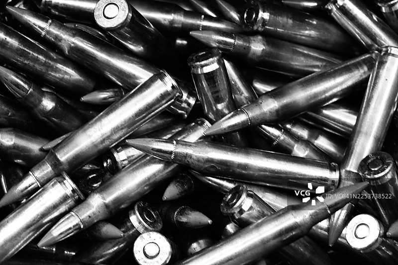 高口径步枪手枪弹药图片素材