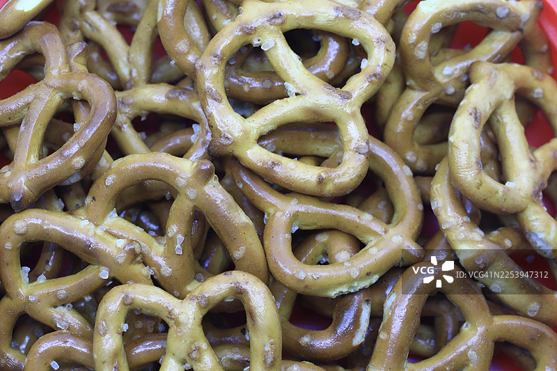 全画幅的椒盐脆饼图片素材