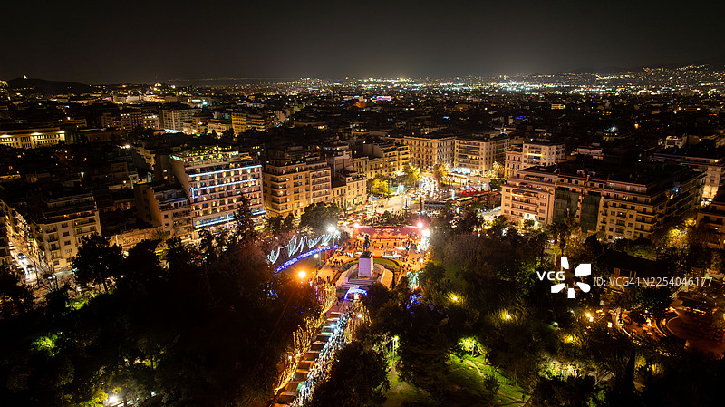 夜晚的城市灯光航拍景观图片素材
