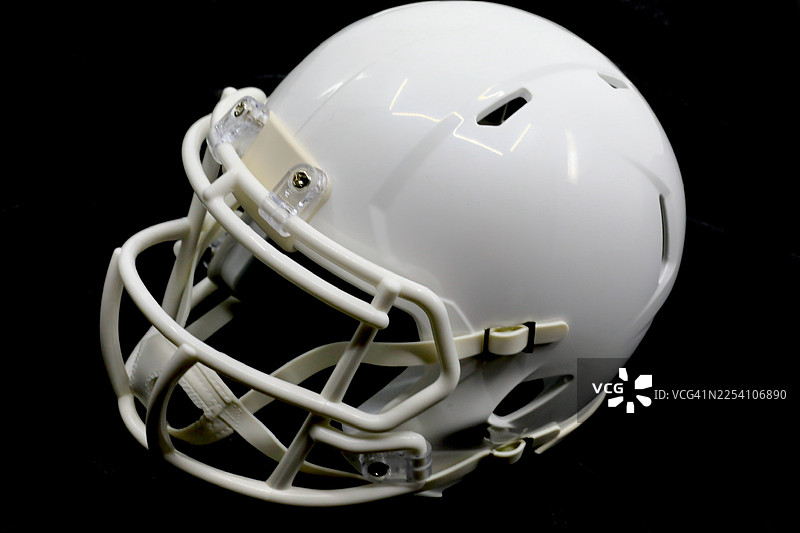 尾门派对的足球装备图片素材