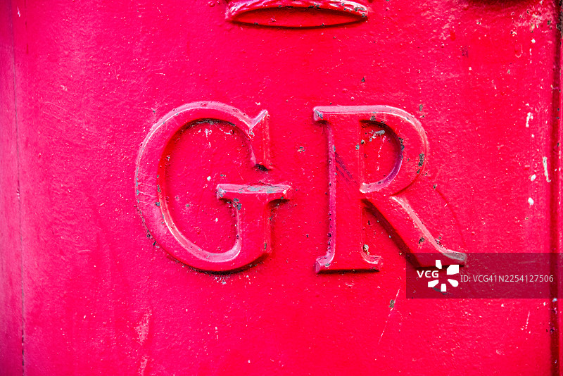 乔治五世皇家纹章在邮筒上的细节图片素材