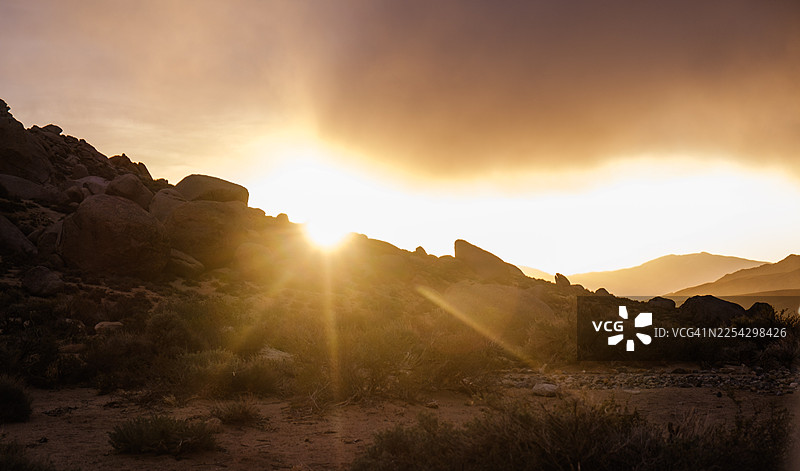 加州比绍普的日出图片素材